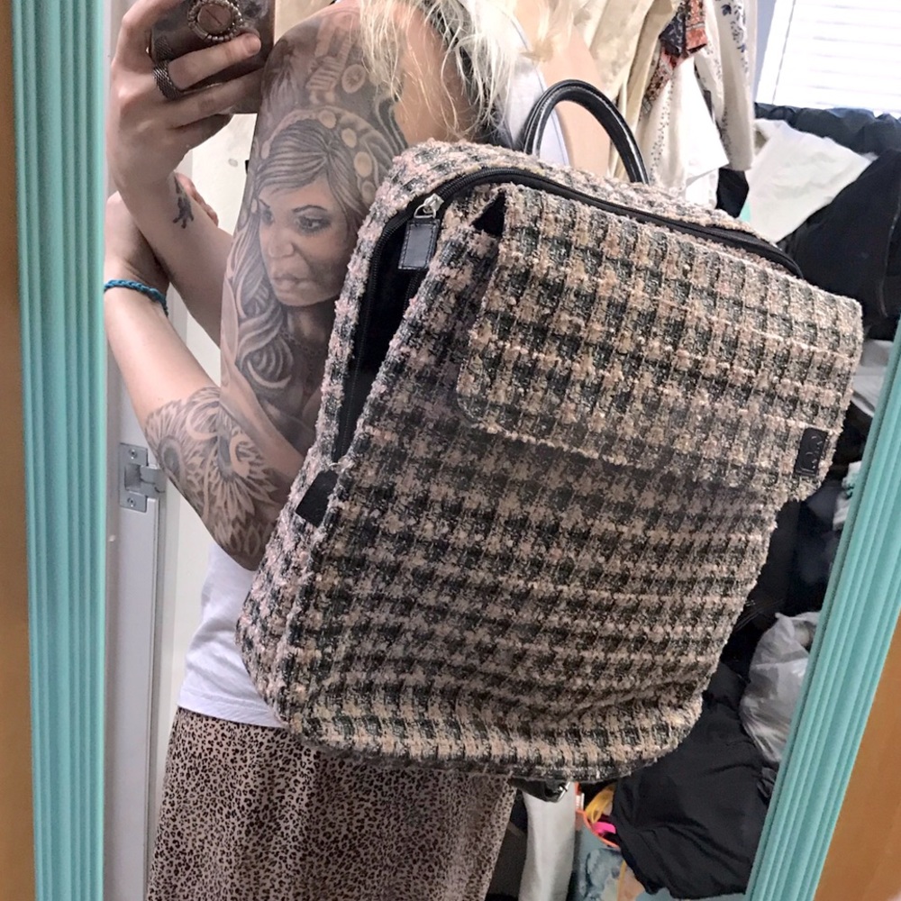COPY - Tweeed like computer carrier backpack